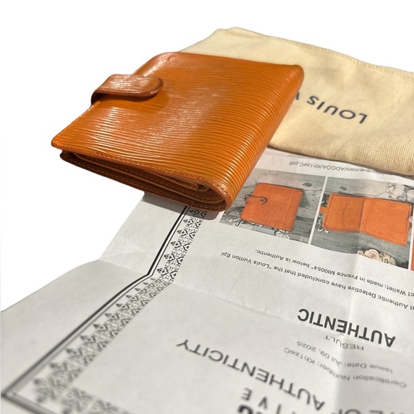 Louis Vuitton epi Orange bi fold compact wallet, dust bag, coa- minor rubbing - Picture 7 of 9